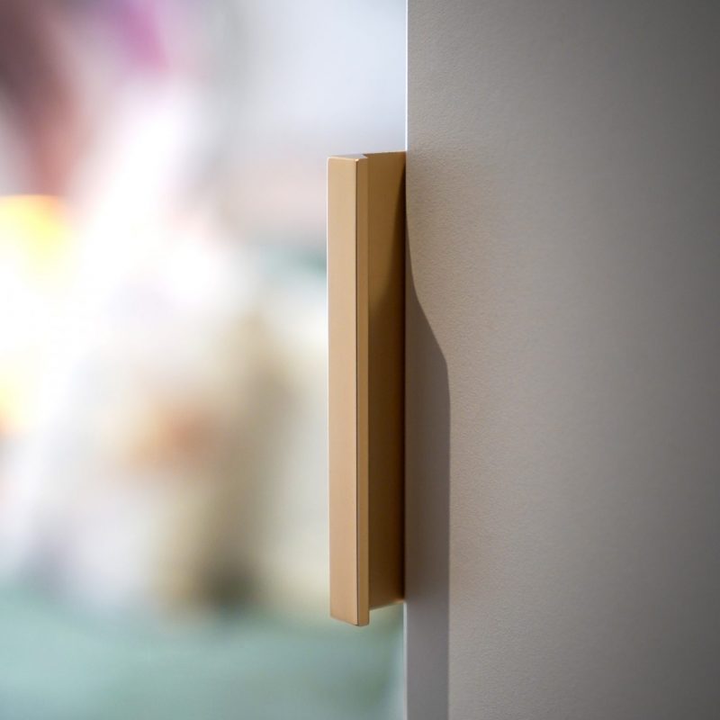 détail poignée de placard